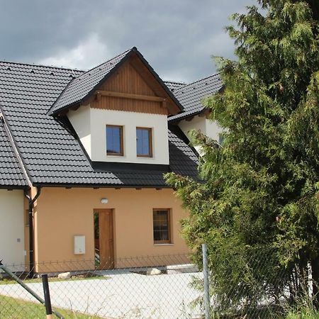 Apartmany Лоучна-над-Десноу Екстер'єр фото
