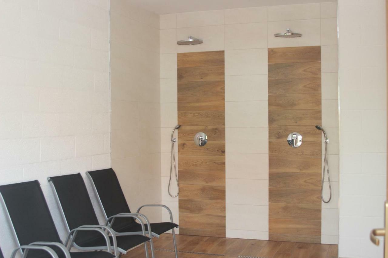 Apartmany Лоучна-над-Десноу Екстер'єр фото